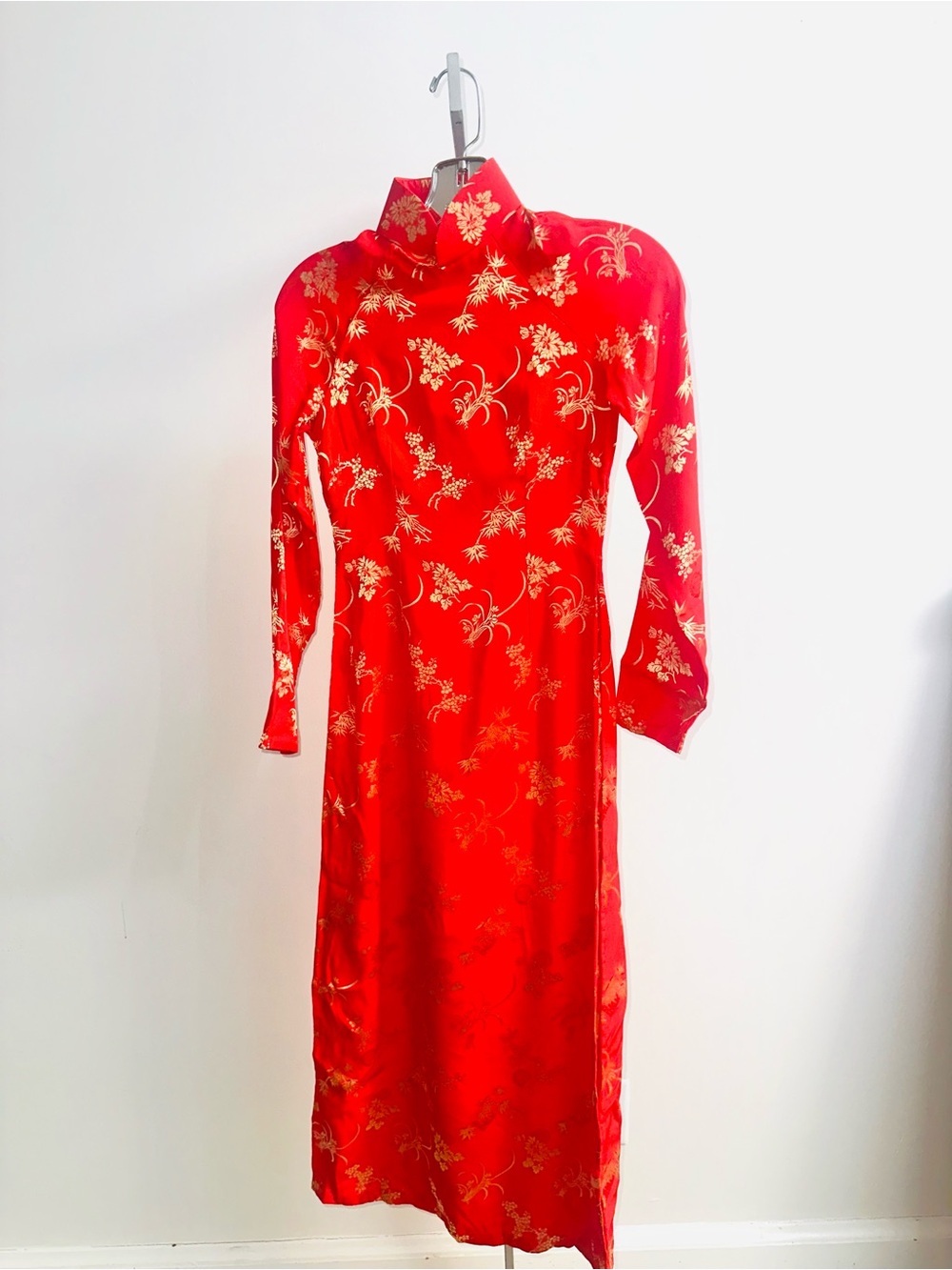 2 vintage Red Floral crepe Cheongsam dresses